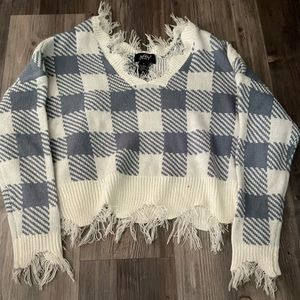 Sweater blue and white